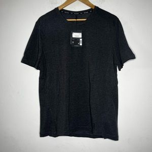 NWT On running tee